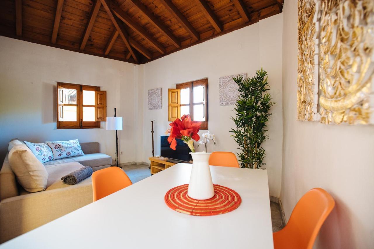 Divi Apartaments Centro Sevilla Buitenkant foto